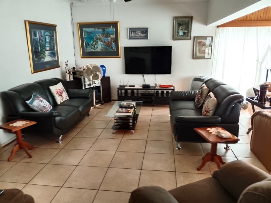 3 Bedroom Property for Sale in Flimieda North West